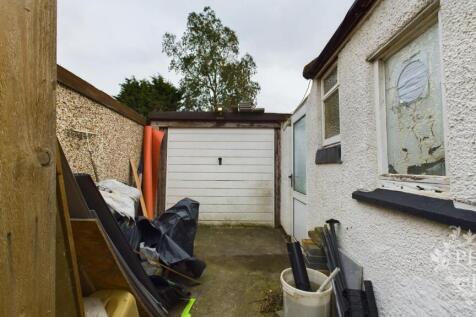 CAM02002G0-PR0105-STILL022.jpg