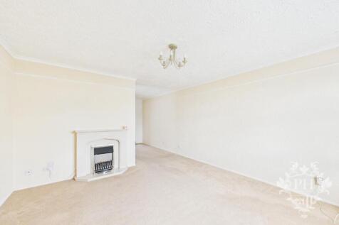 CAM02002G0-PR0129-STILL008.jpg