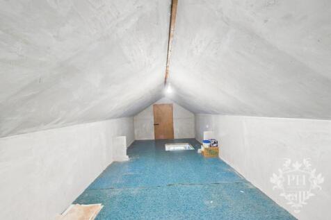 CAM02002G0-PR0171-STILL012.jpg