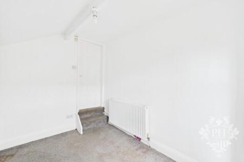 CAM01415G0-PR0460-STILL003.jpg
