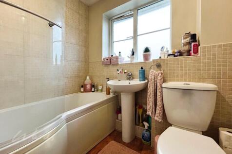 bathroom ewins