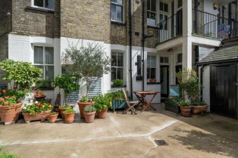 Property Image 4