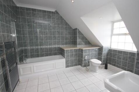2nd floor bathroom