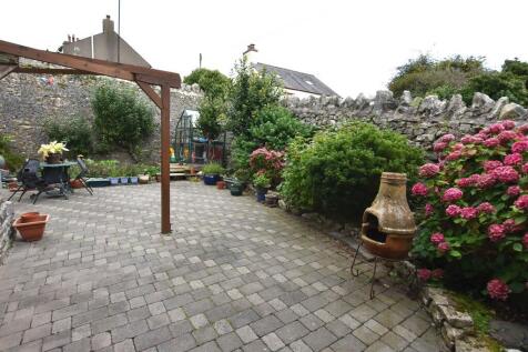 Courtyard Garden 