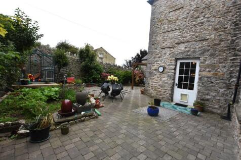 Courtyard Garden 