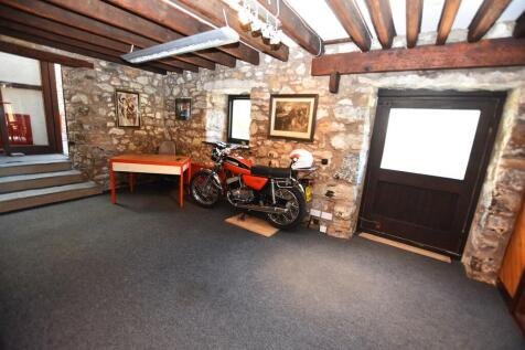 Barn Office Room ...