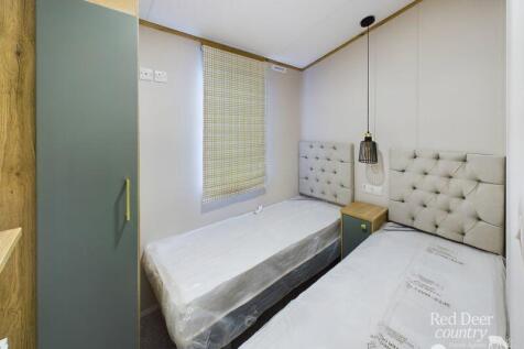 Twin Bedroom