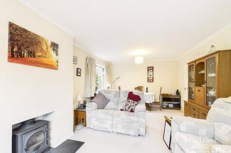 Sitting/Dining Room