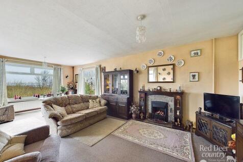 Sitting/Dining Room