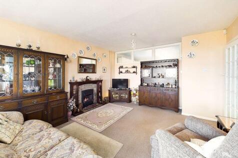 Sitting/Dining Room
