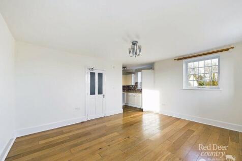 Sitting/Dining Room
