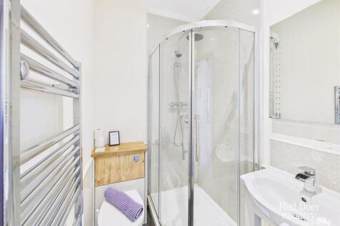 Ground Floor Ensuite