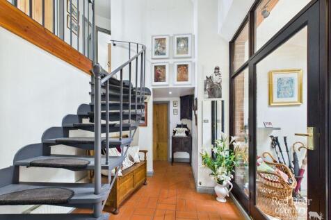 Hall