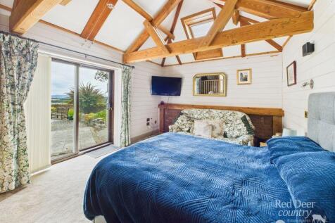 Bedroom/Reception