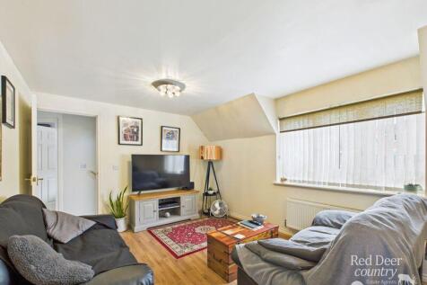 Sitting/Dining Room