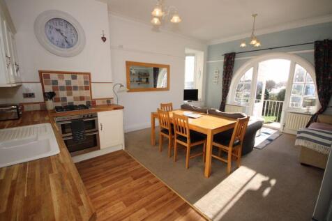 Open Plan Kitchen / Living Room