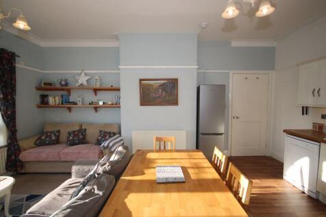 Open Plan Kitchen / Living Room