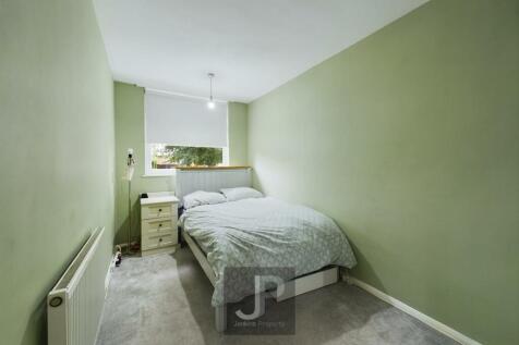 CAM01632G0-PR0125-STILL005.jpg