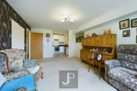 CAM01632G0-PR0146-STILL009.jpg