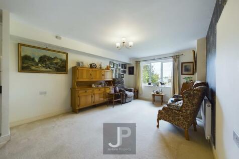 CAM01632G0-PR0146-STILL008.jpg