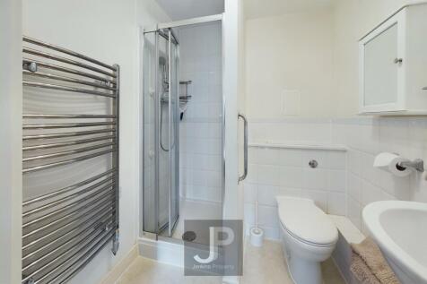 CAM01632G0-PR0146-STILL003.jpg