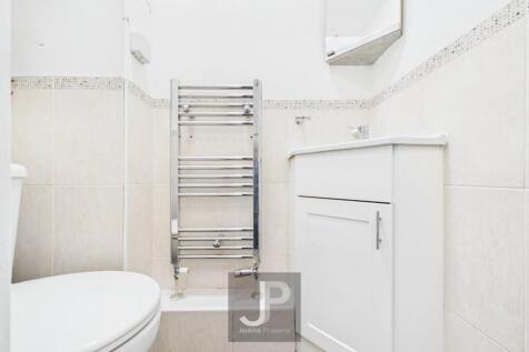 CAM01632G0-PR0181-STILL003.jpg