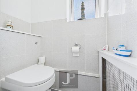 Separate WC