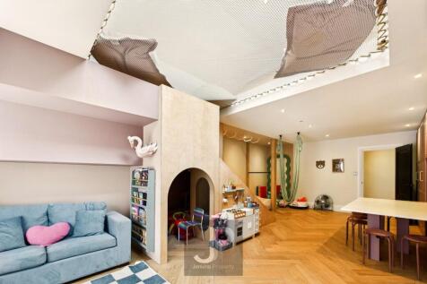 Adventure play room