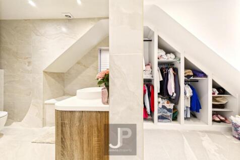 En-suite / Dressing