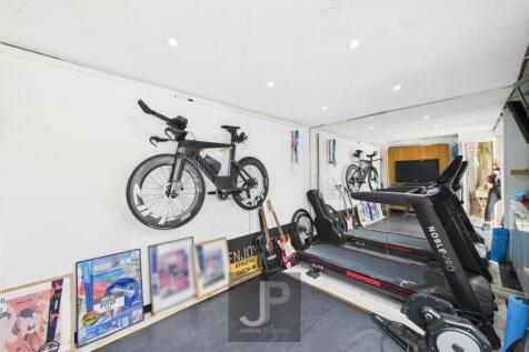 Garden Room /Gym