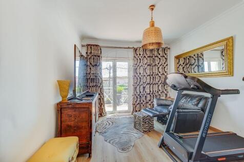 Property Image 32