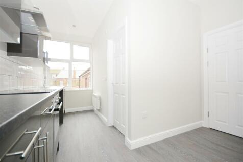 FLAT 3