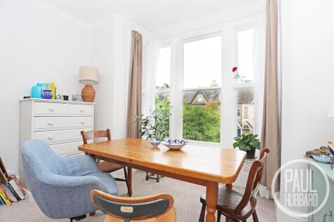 FLAT 2
