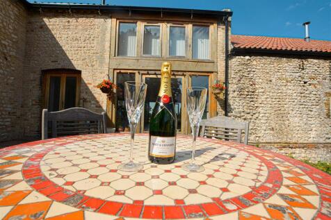 champagne.jpg