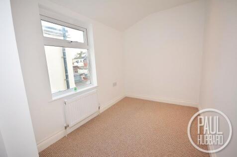 Third bedroom.jpg