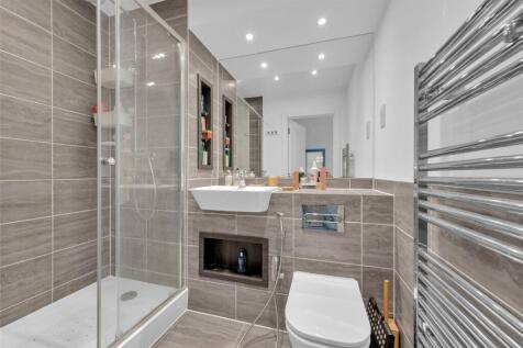 Bedrom 1 En-Suite