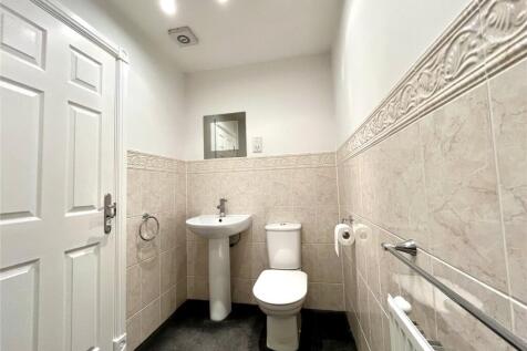 Bedroom 2 En-Suite