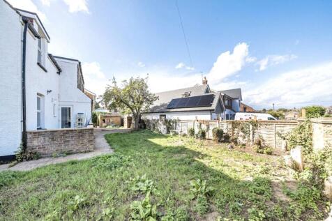 1350771-4-68c2cbf...