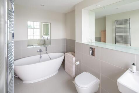 En Suite Bathroom
