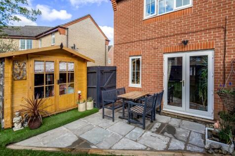 Patio/Summer House