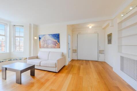 Studio Room