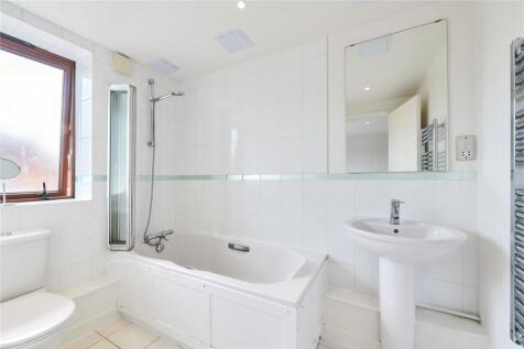 En Suite Bathroom