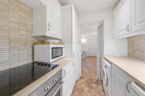 Kitchen.JPG