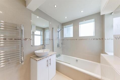 Bathroom.jpg