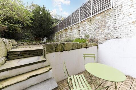Garden table.jpg