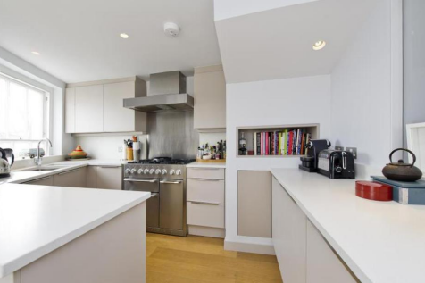 Chepstow crescent 3.png