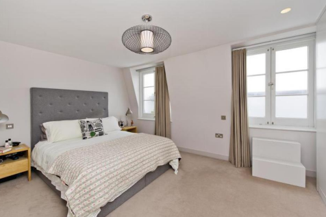 Chepstow crescent 5.png