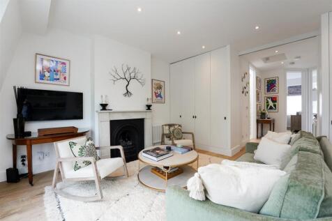 Flat 14, 7 Sloane Court West London (8).jpg