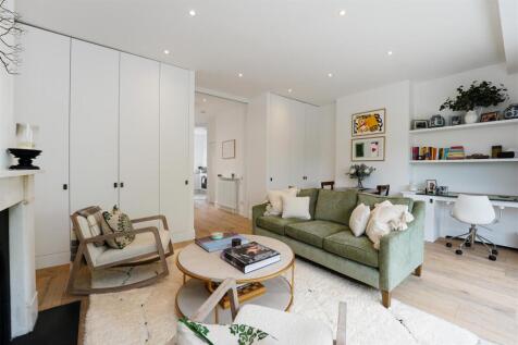 Flat 14, 7 Sloane Court West London (5).jpg