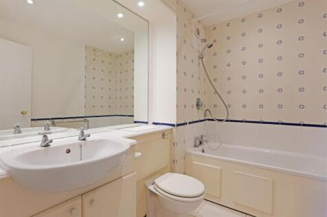 Flat 8, 14 Southwell Gardens London -  (16).jpg